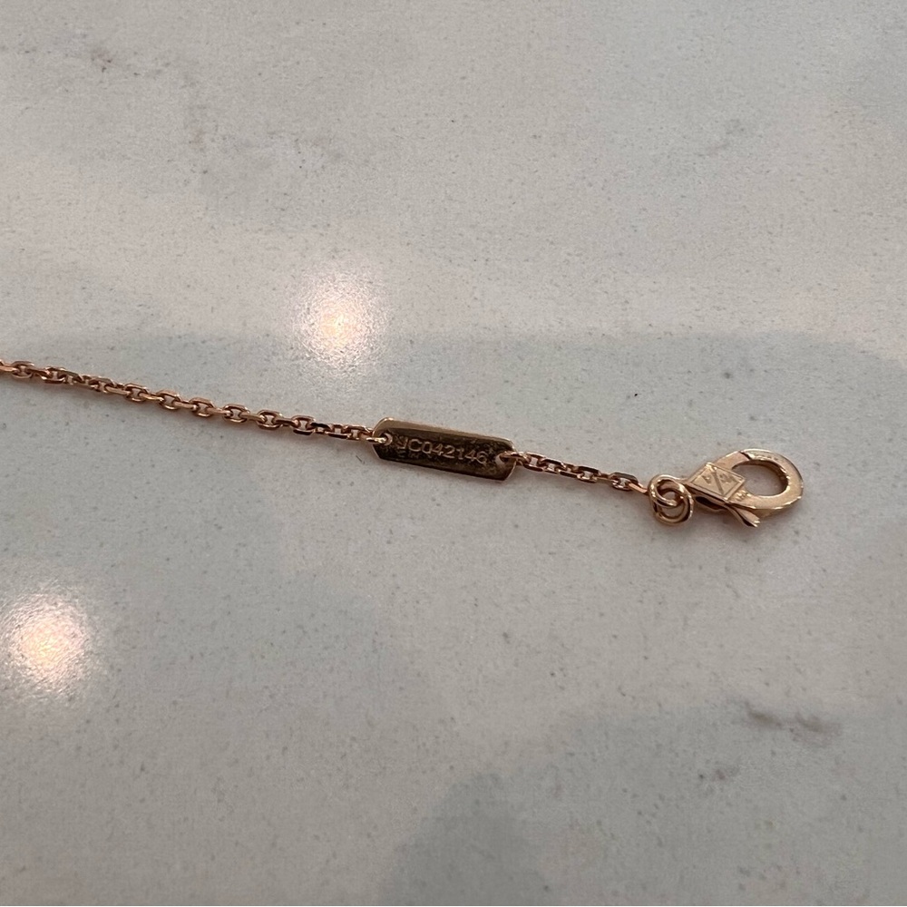 (SOLD) VCA // rhodonite Le pendant (2021 limited edition) - Picture 4 of 5